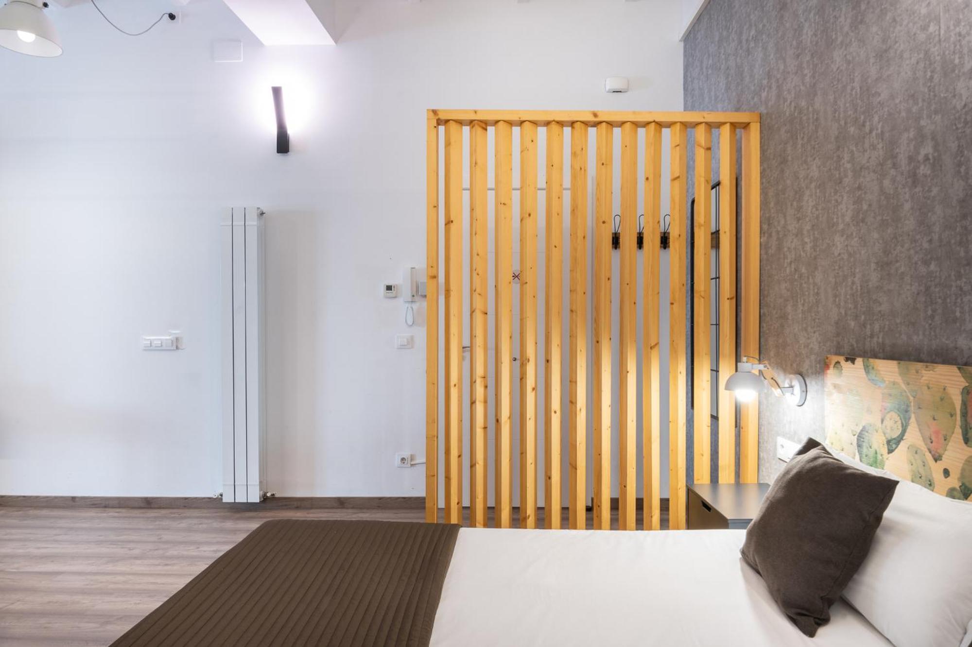 Beautiful Renovated Loft Minutes From The Beach 바르셀로나 외부 사진